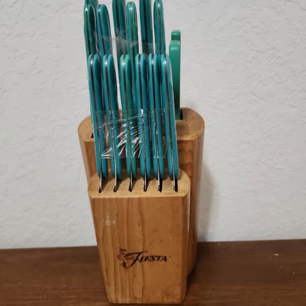 Vintage Fiestaware Knife Set Turquoise _15 pieces